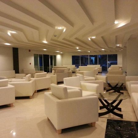 R-Con Rest Sea Pattaya Exterior foto