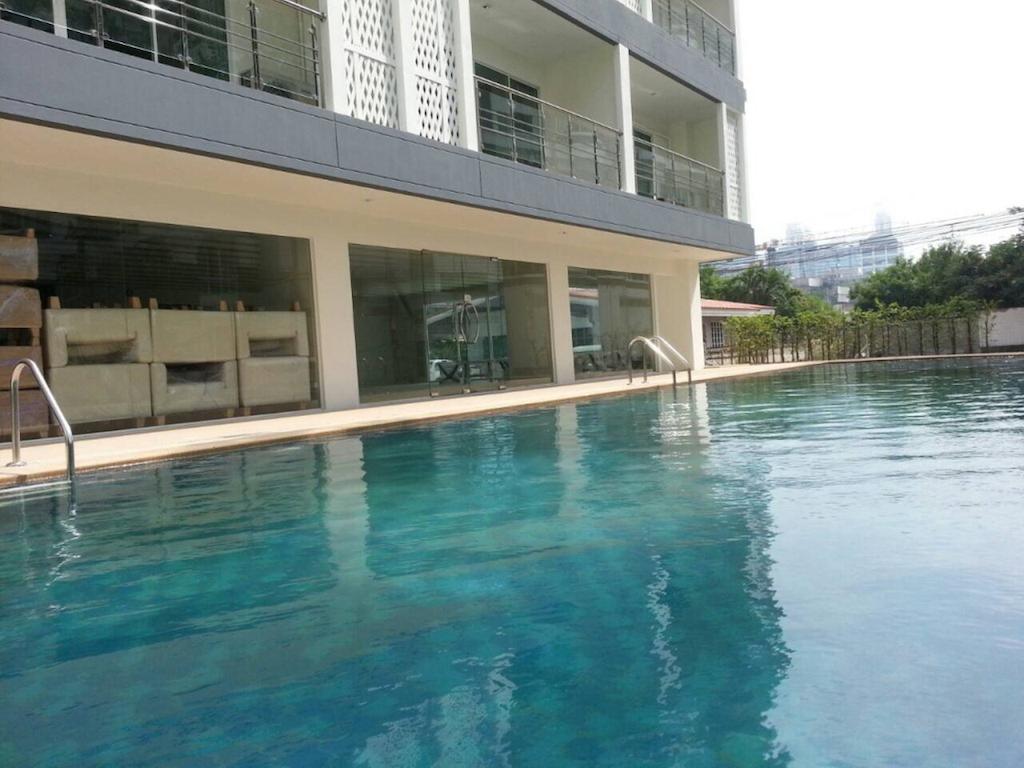 R-Con Rest Sea Pattaya Exterior foto