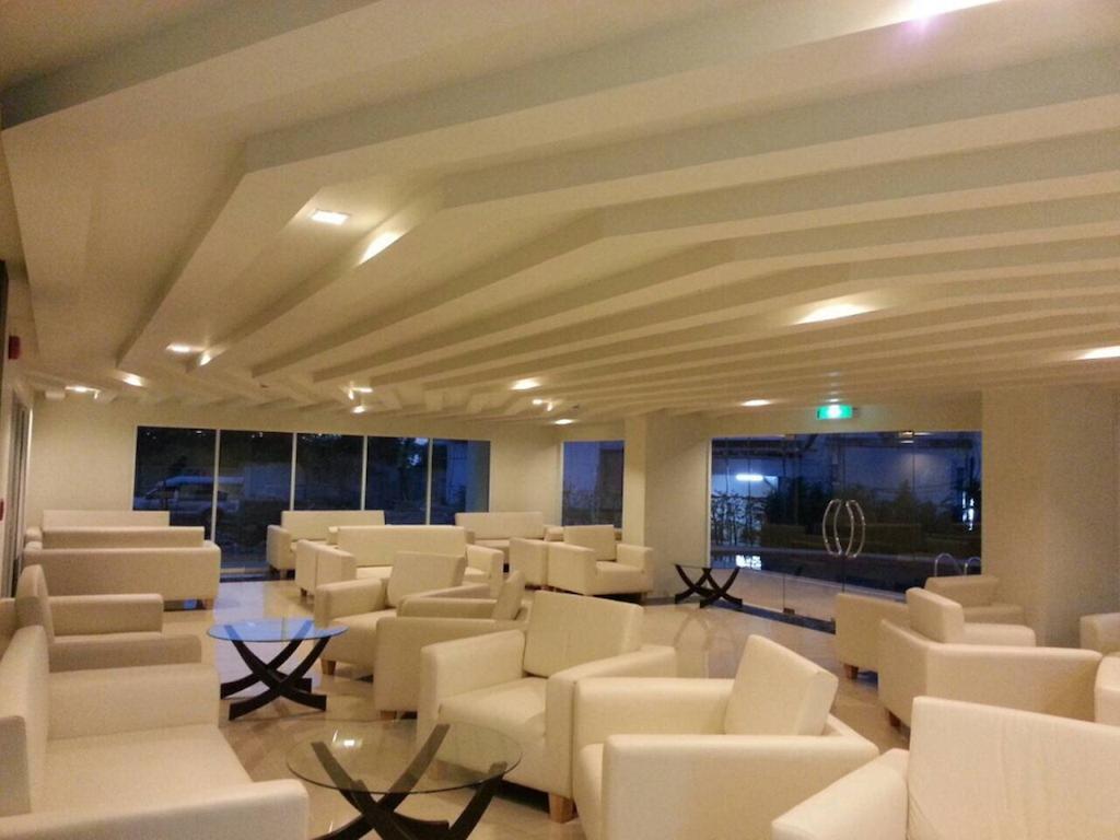 R-Con Rest Sea Pattaya Exterior foto